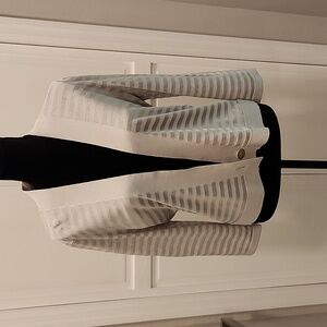 Ladie's Mid-sleeve cardigan